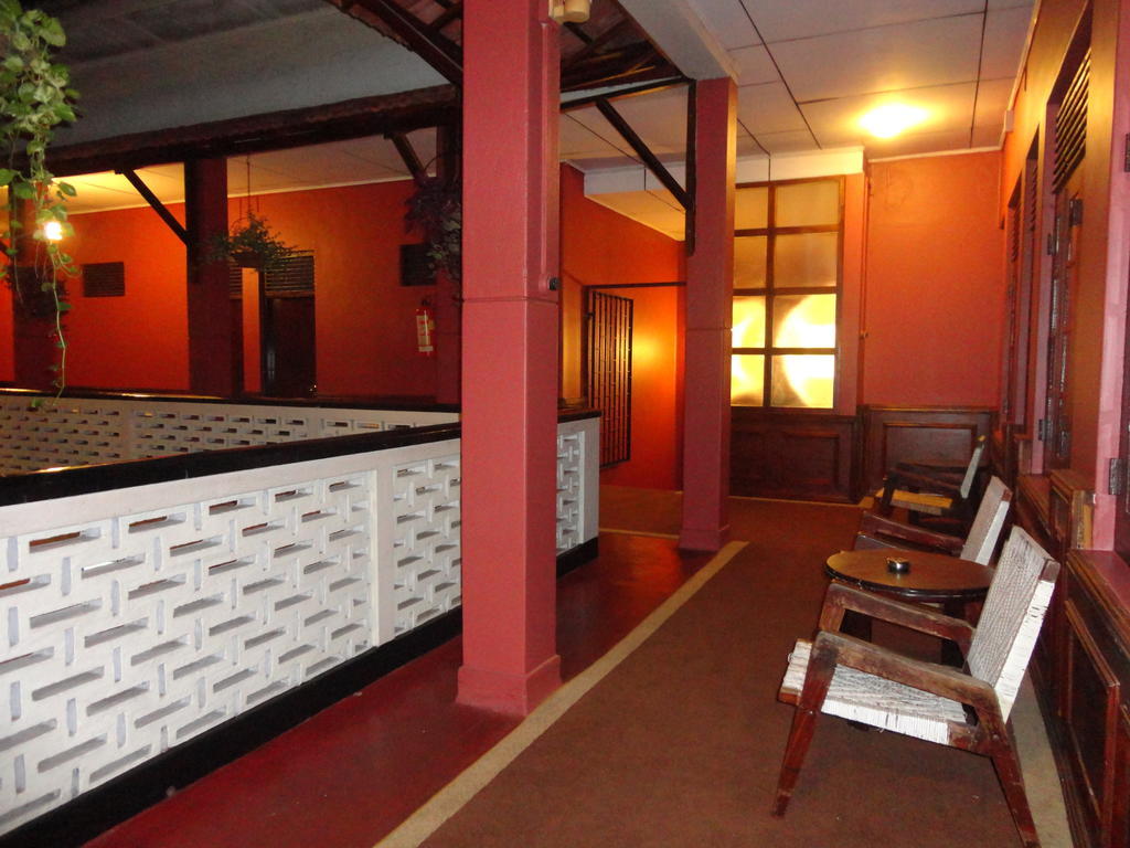 Shalimar Hotel Коломбо Экстерьер фото